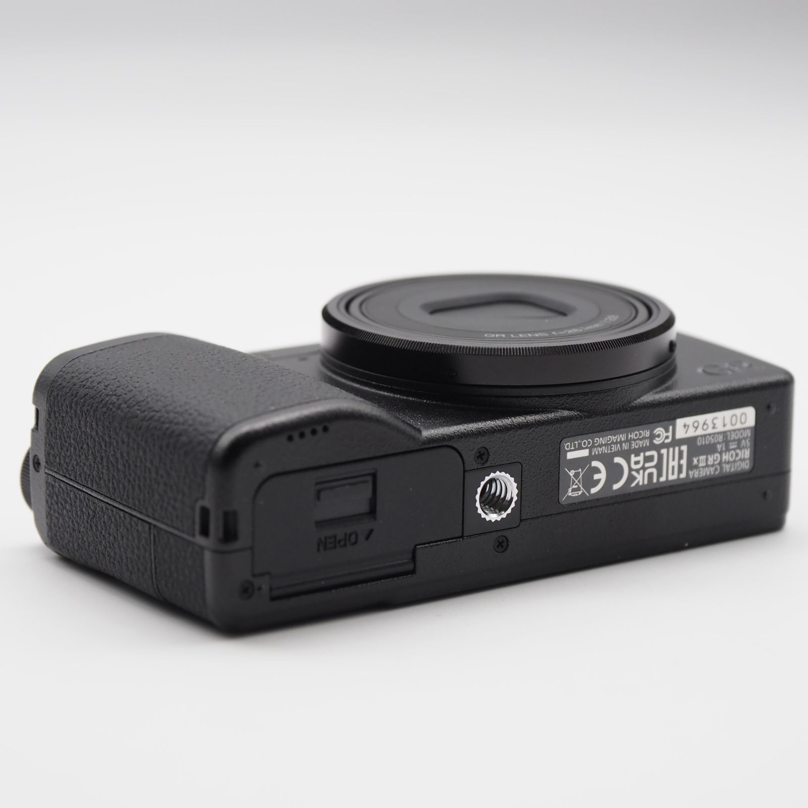 ★元箱付き・ショット数233回の新品級★ RICOH GR IIIx #2694 ☆元箱付き・ショット数233回の新品級☆ RICOH GR IIIx #2694