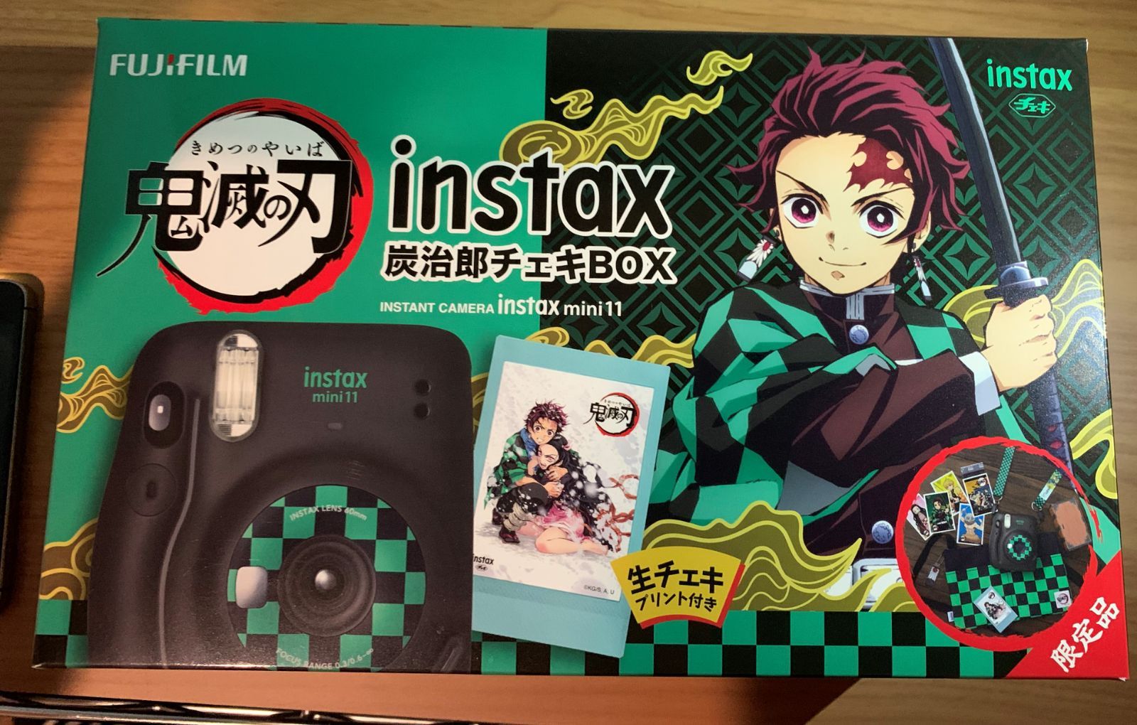 新品未使用】 鬼滅の刃 チェキBOX 竈門炭治郎 instax mini - メルカリ