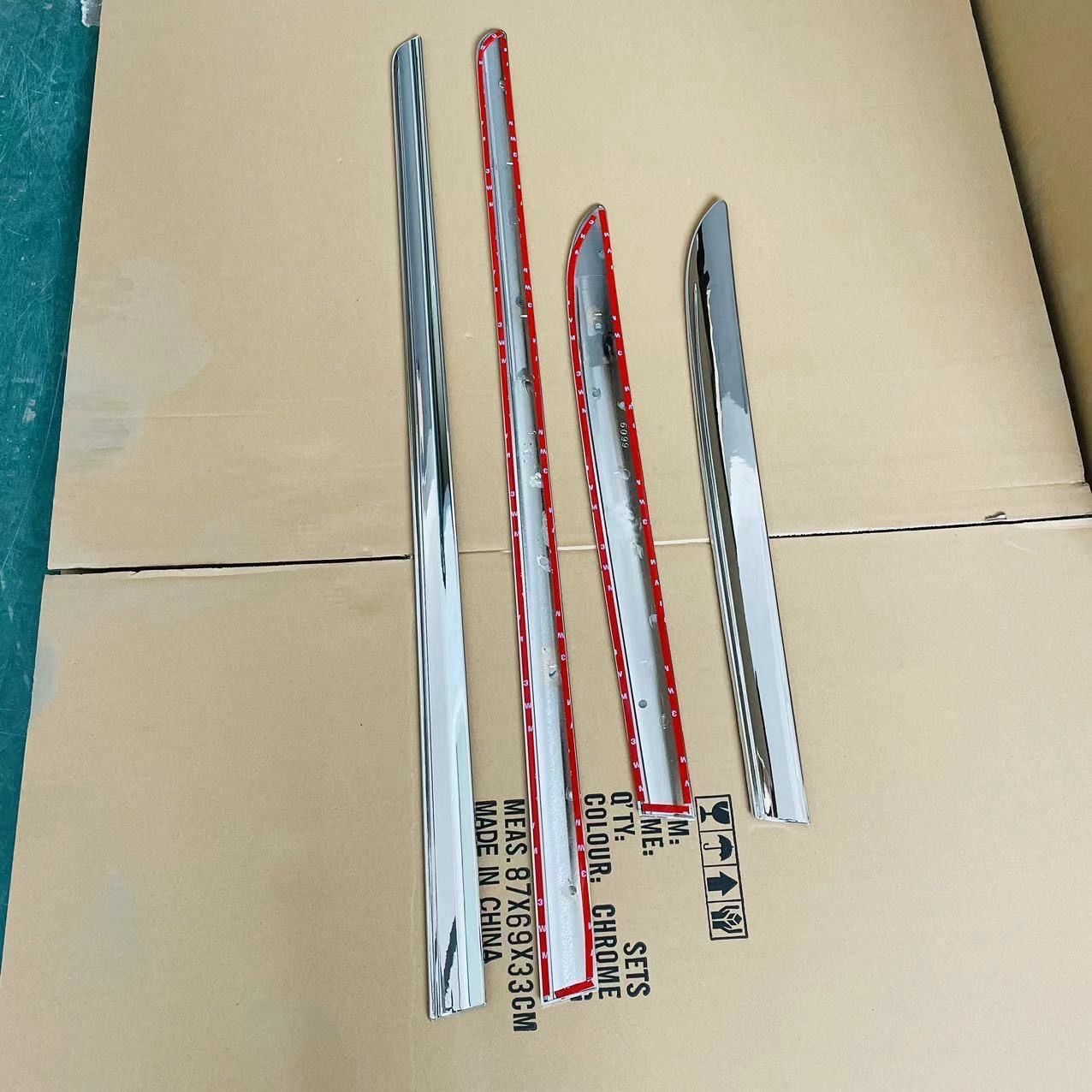 プリウス30系 サイドドアモール