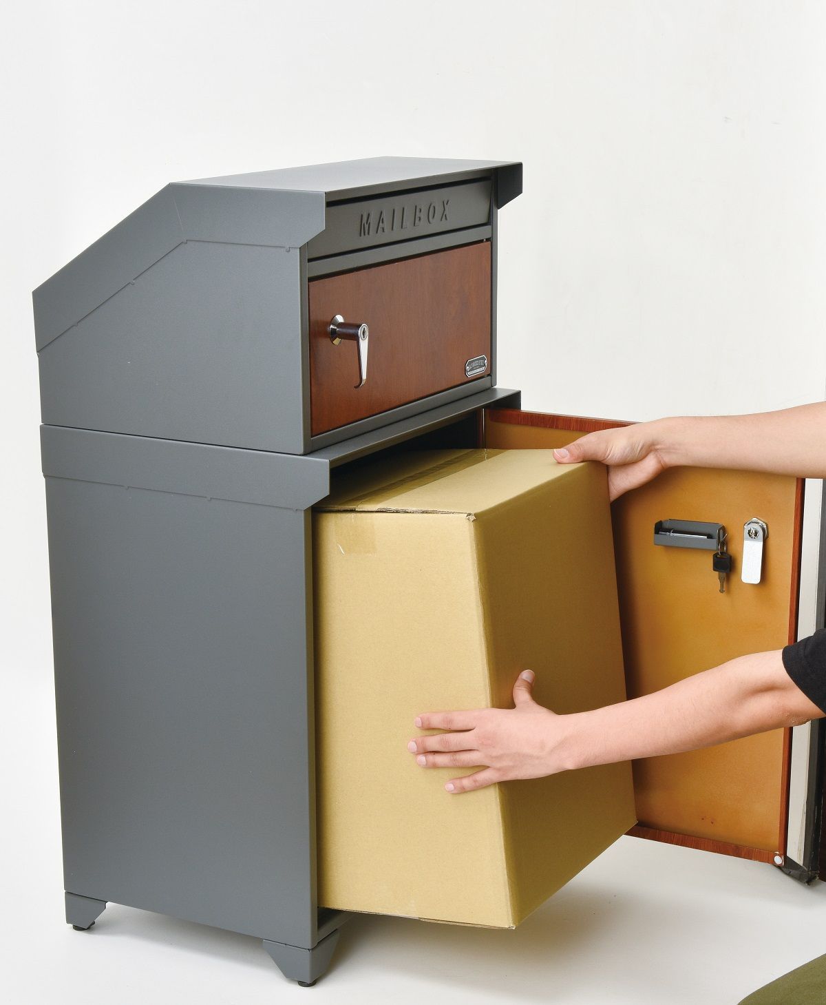 色 宅配ボックス付きポスト