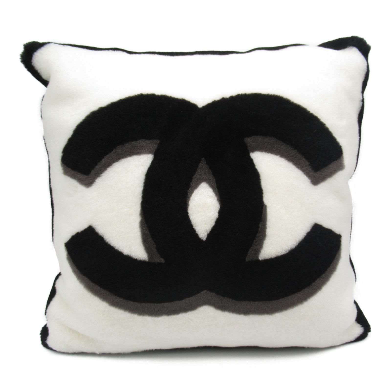 【美品】CHANEL　クッション 楽天市場】【新品】【未使用品】CHANEL シャネル CCロゴ