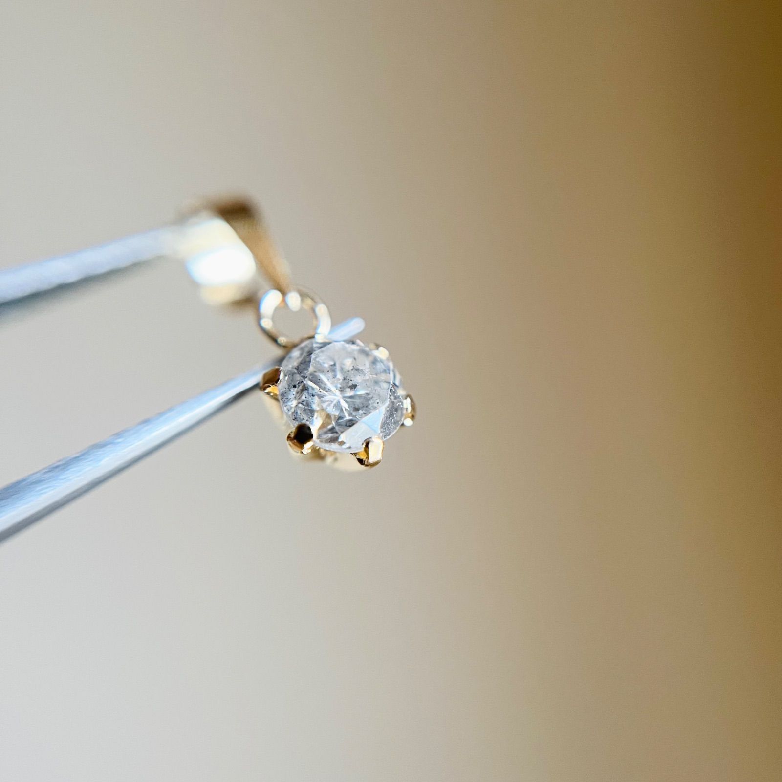 【SALE☆特価☆】K18 天然ダイヤモンド　0.30ctペンダントトップ3 K18 ダイヤ トップ 0.30カラット k18 ダイヤ 0.30 ペンダントトップ 2g