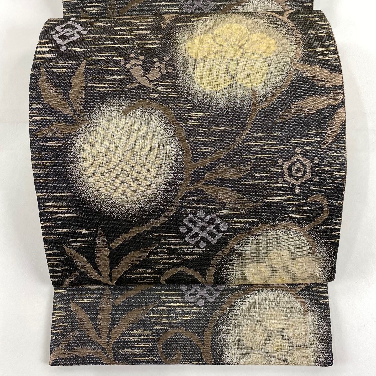 袋帯 秀品 笹蔓 宝尽くし 金通し 箔 焦茶色 六通 正絹