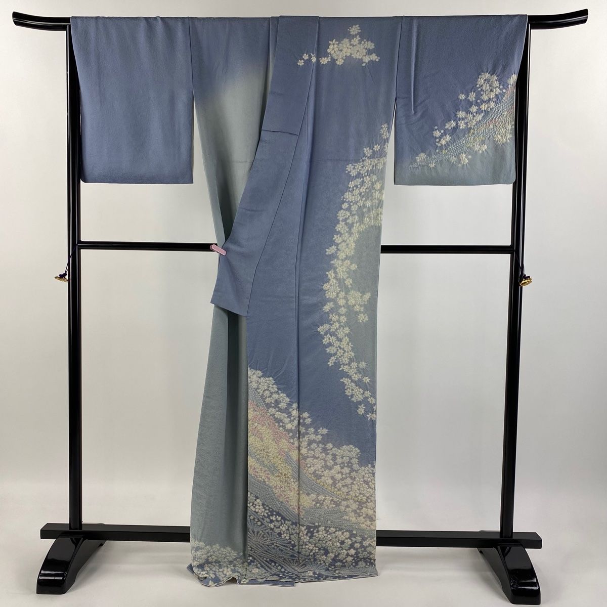 未使用品 小紋 総絞り 水色 樹木 身丈157cm 裄丈64cm 袷 お洒落 小紋 身丈157.5cm 裄丈62cm S 袷 吉澤与市 紬地 草花 幾何学模様