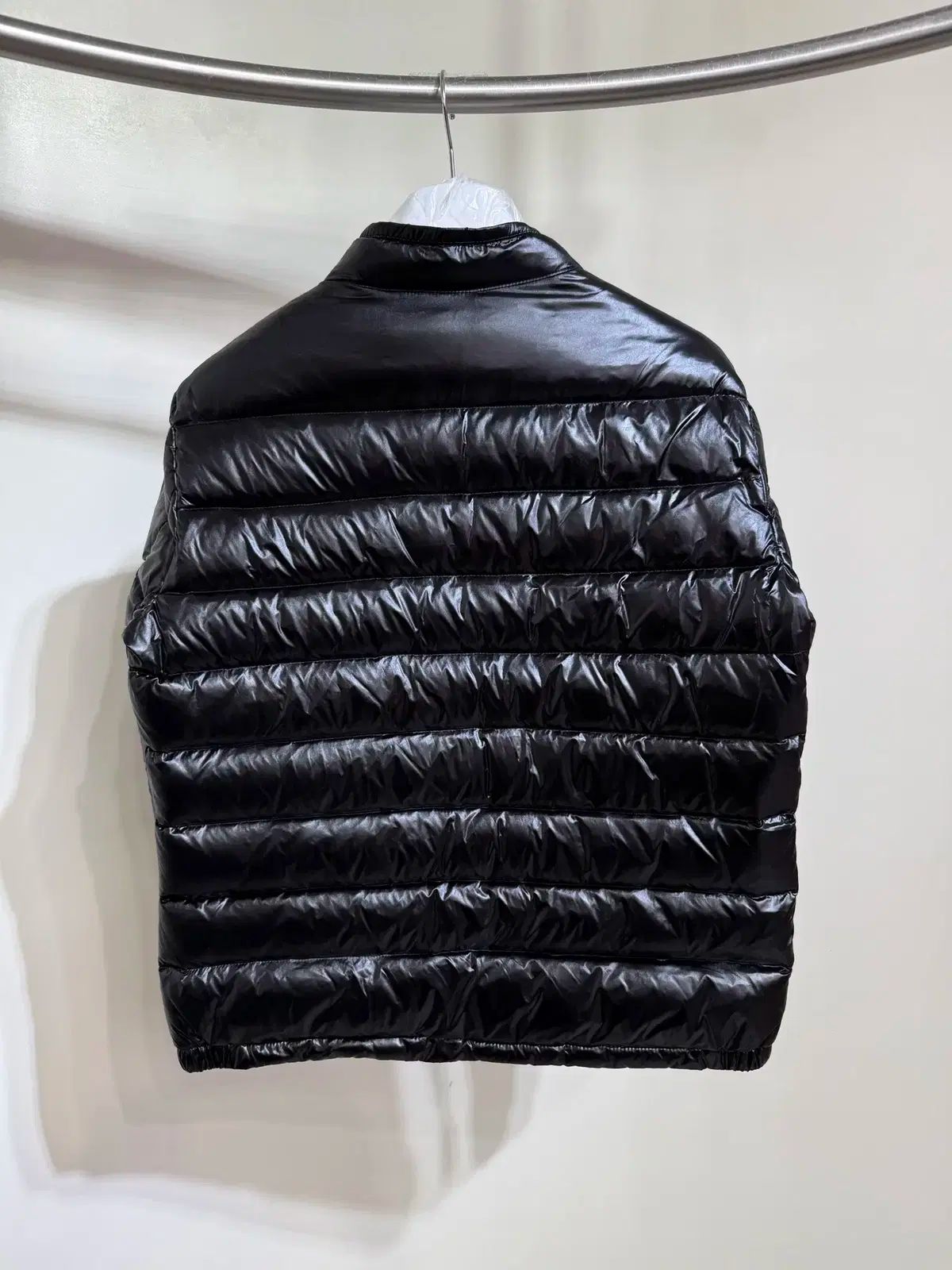 超希少サイズ4 XXL相当 MONCLER　ガーニー　ユニセックスで使用可能♪ ユニセックス MONCLER(モンクレール) ダウンジャケット(メンズ