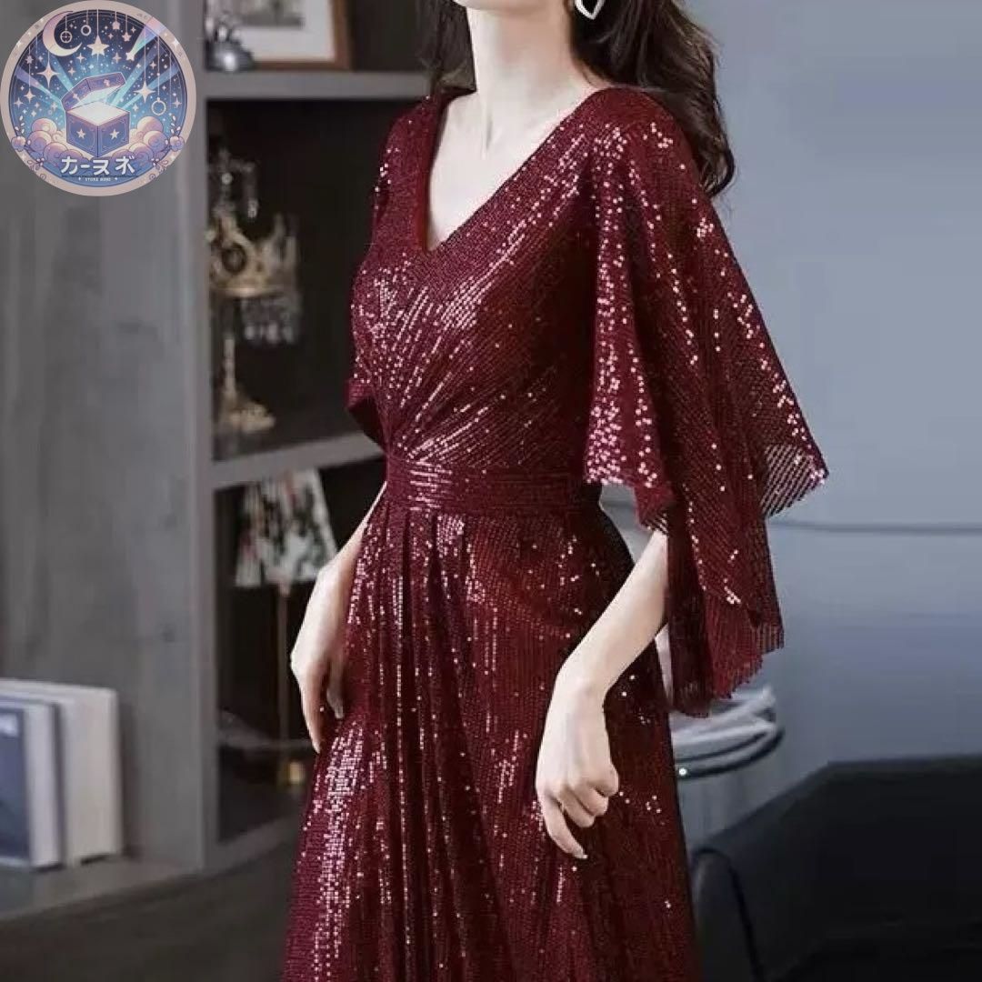 スパンコールが美しい シンプルオシャレなVネックドレス 新品未使用 スパンコールが美しい シンプルオシャレなVネック