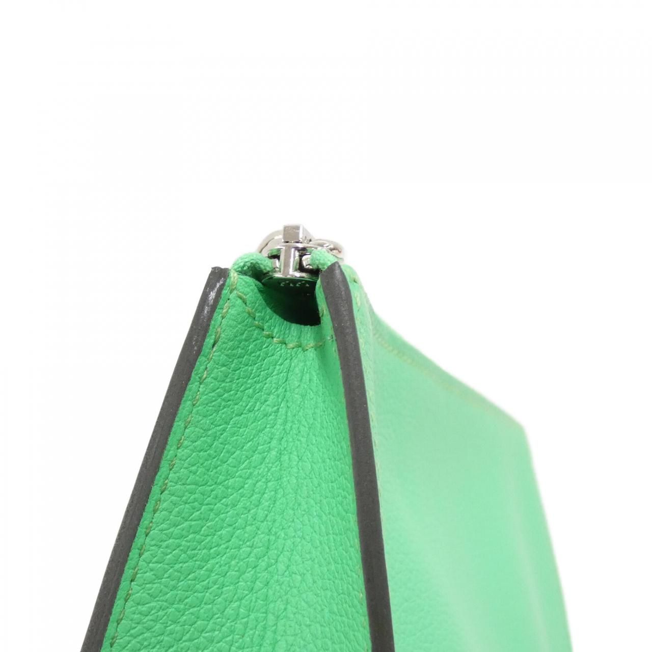 エルメス ジップエンゴー シェーヌ ダンクル PM 084321CK ポーチ エルメス(HERMES)エルメス ジップエンゴー シェーヌ ダンクル PM