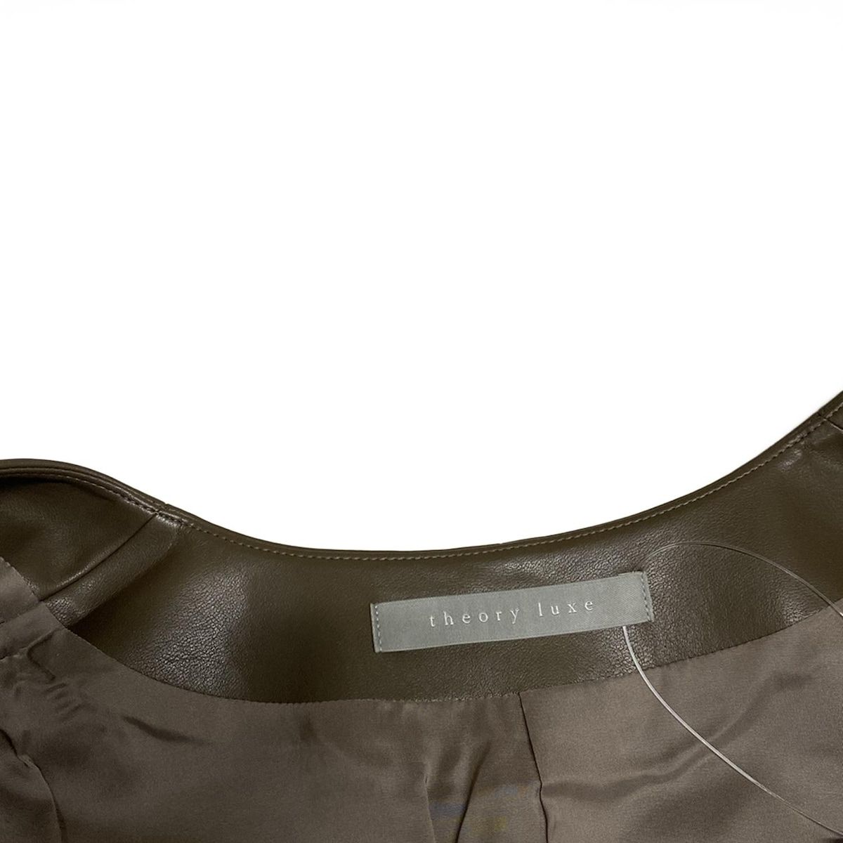 ダークブラウン 長袖