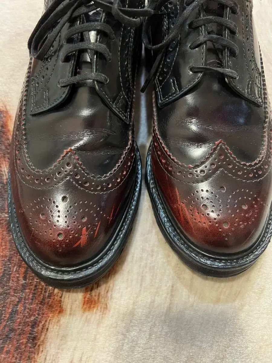 DR. MARTENS(ドクターマーチン) イングランド ブログ ウイング