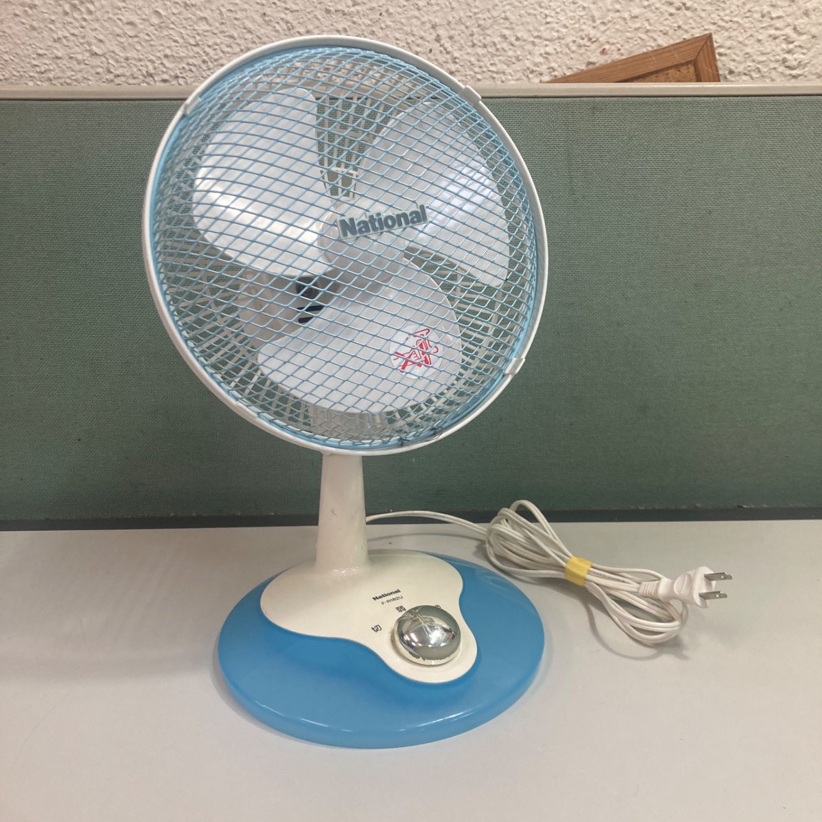 Fraisheur:FR-1978 首振り機能付き卓上扇風機 //レトロ扇風機 ○ 美品 fraicheur 扇風機 FR-1978 レトロ 卓上 - メルカリ
