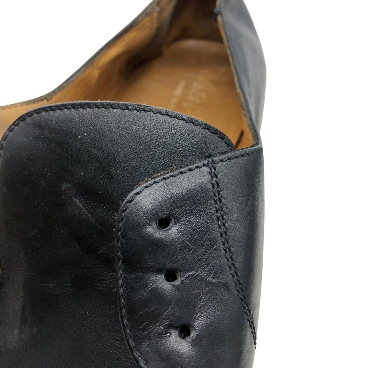 プレーントゥシューズ