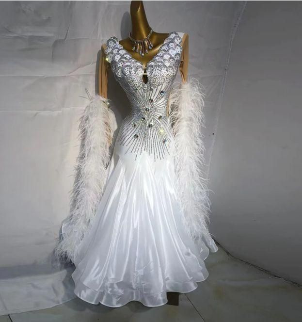 オーダーメイド 社交ダンス衣装 ラテンダンス ホワイト 色変更可