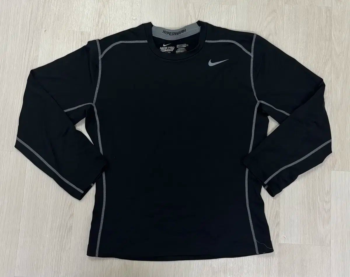 NIKE(ナイキ) ハイパーワーム プロ 長袖 販売