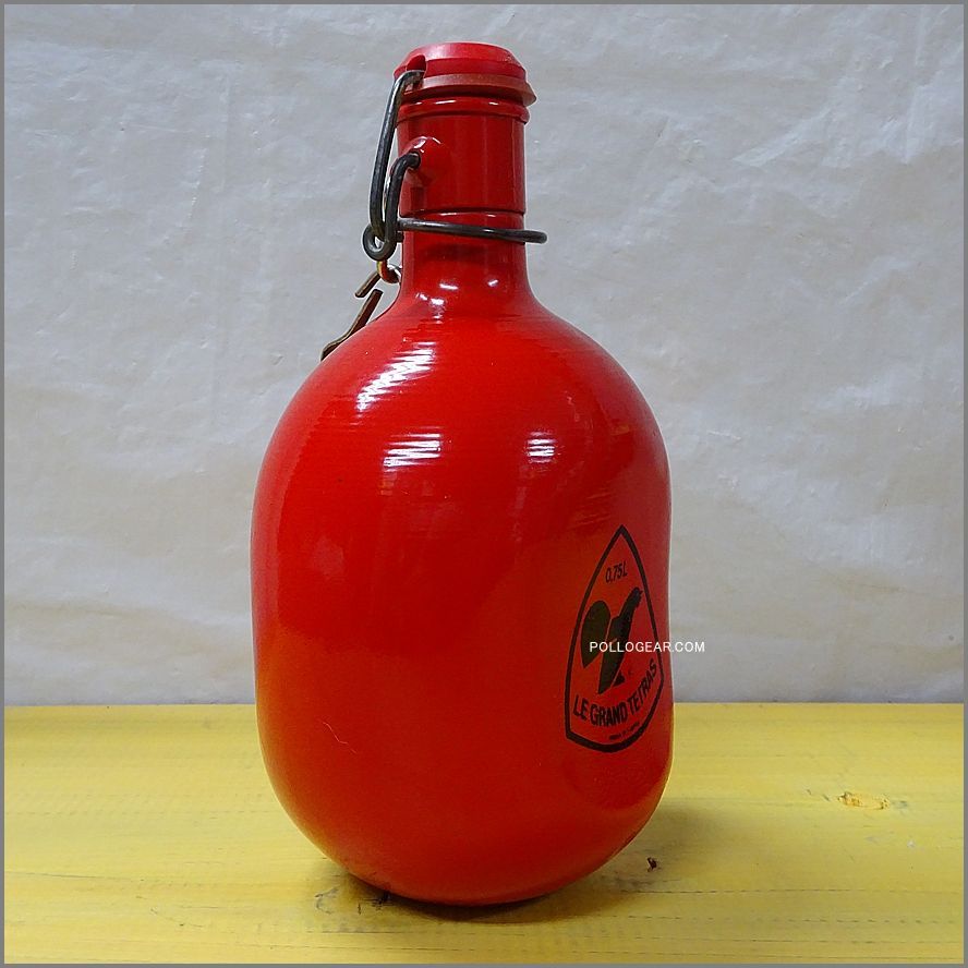 【LE GRAND TETRAS】ウォーターボトル サークル型1.0L LE GRAND TETRAS】ウォーターボトル サークル型1.0L 1970年代 グラン