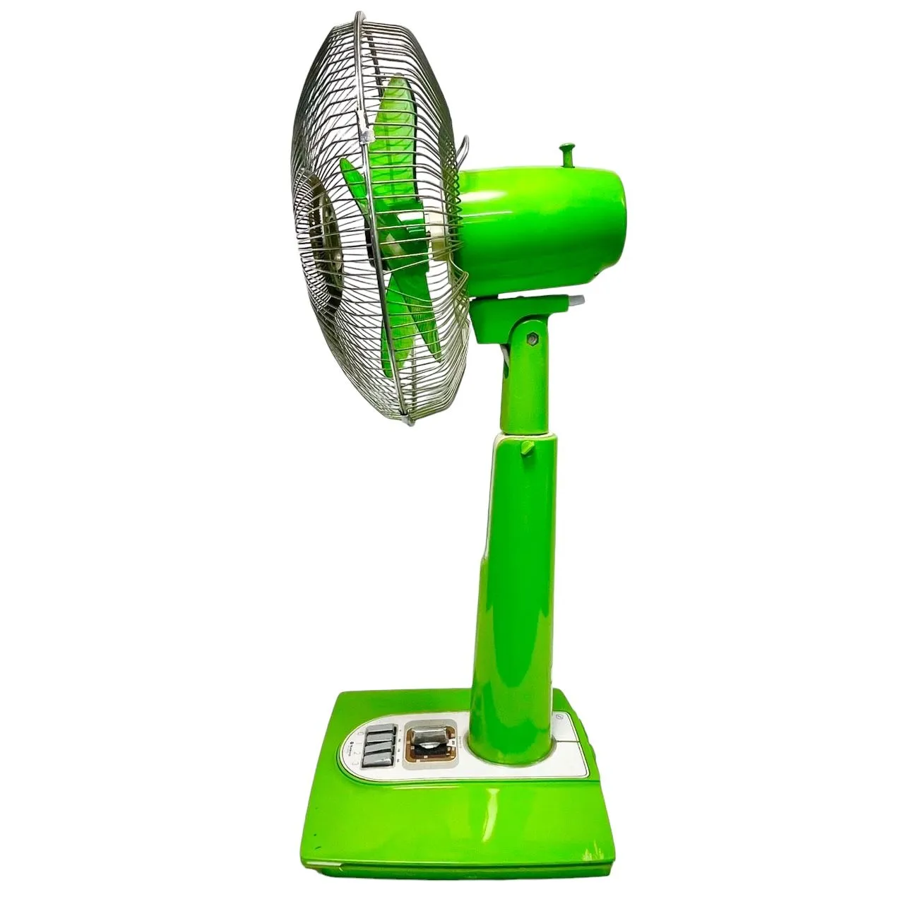 レトロ 緑色 扇風機 SANYO EF-F30GL SANYO EF-F30GL扇風機レトロ - メルカリ