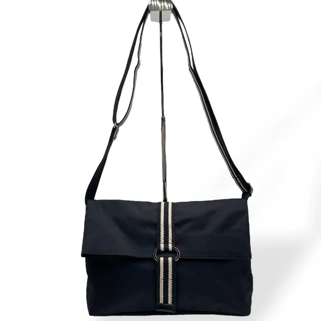 極美品 agnes b. アニエスベー ショルダーバッグ 斜め掛け