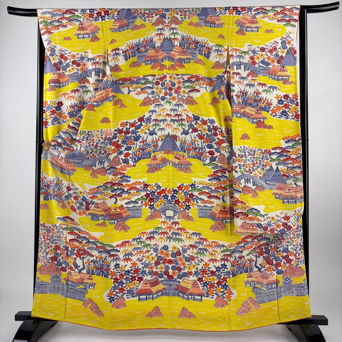 振袖 身丈162.5cm 裄丈64.5cm M 袷 家屋 松 縮緬 黄色 正絹 名品