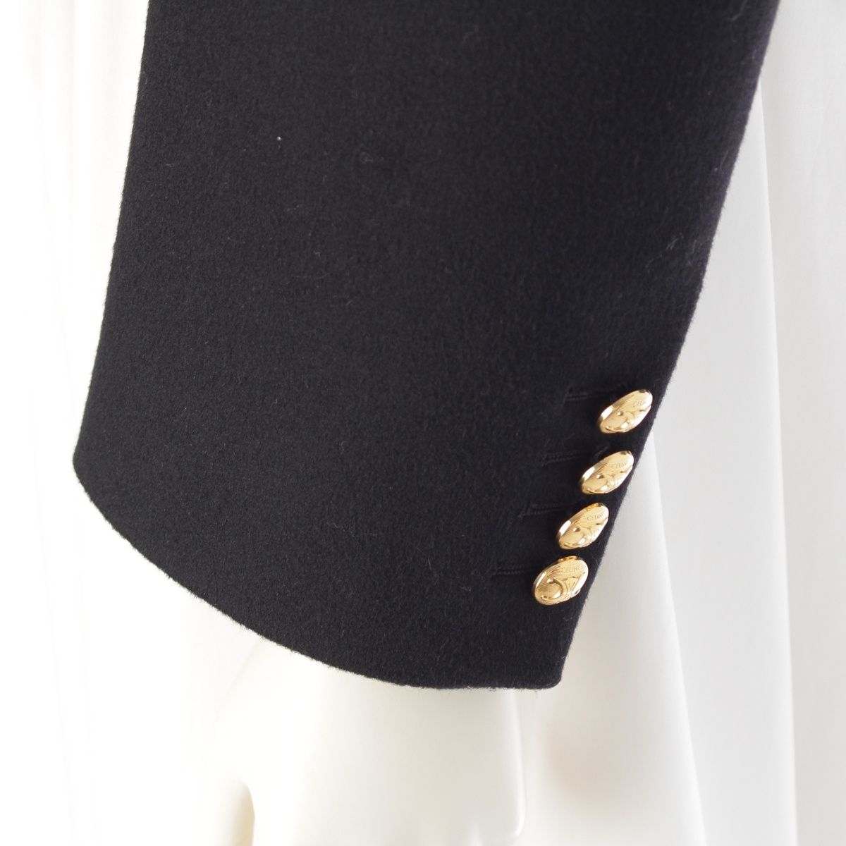 トリオンフボタン ルーズ