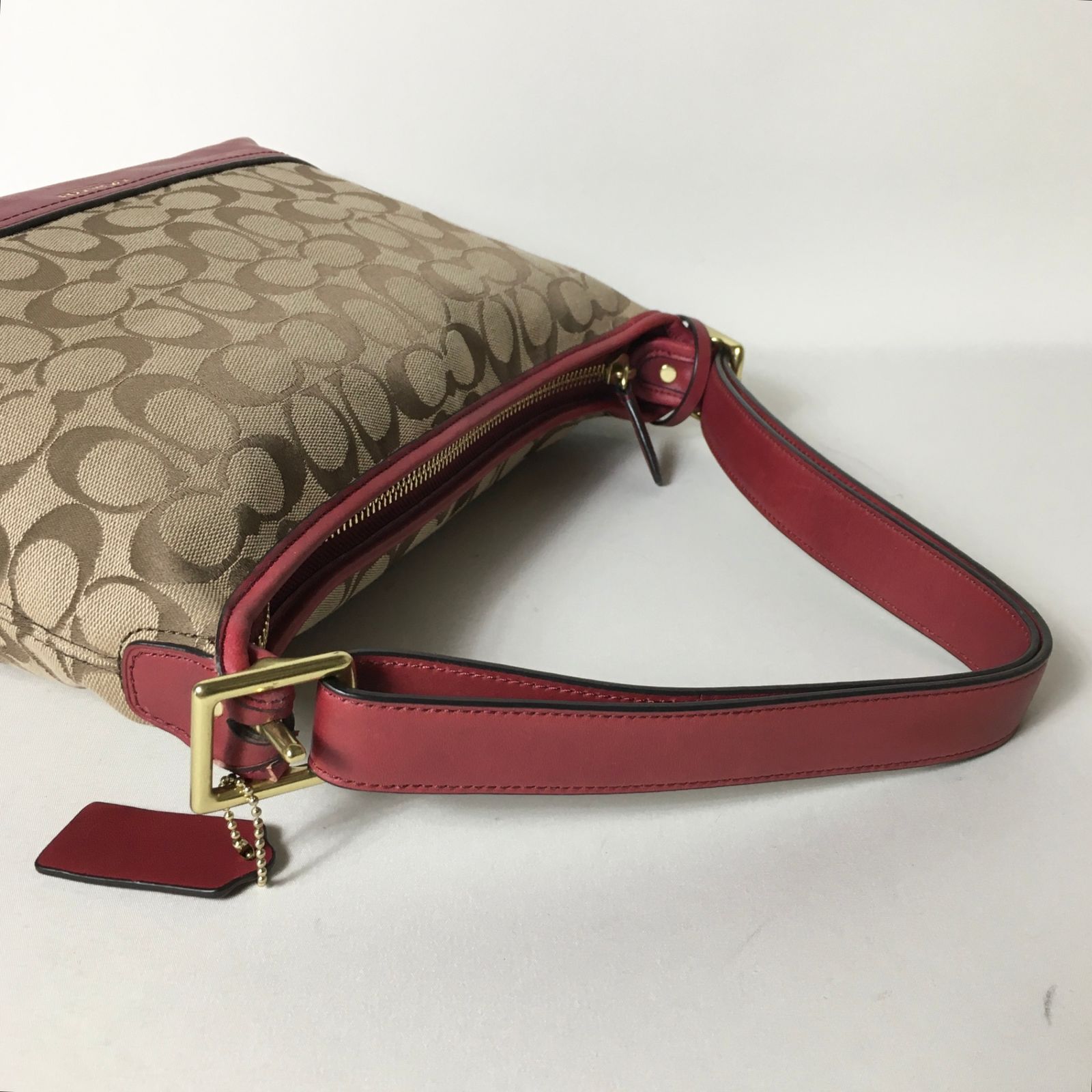 2507-217｜美品｜コーチ シグネチャー ショルダーバッグ レッド 2507-217｜美品｜コーチ シグネチャー ショルダーバッグ レッド