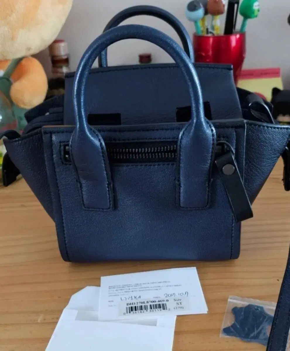 Calvin Klein カルバ ンクライン ミニバッグ