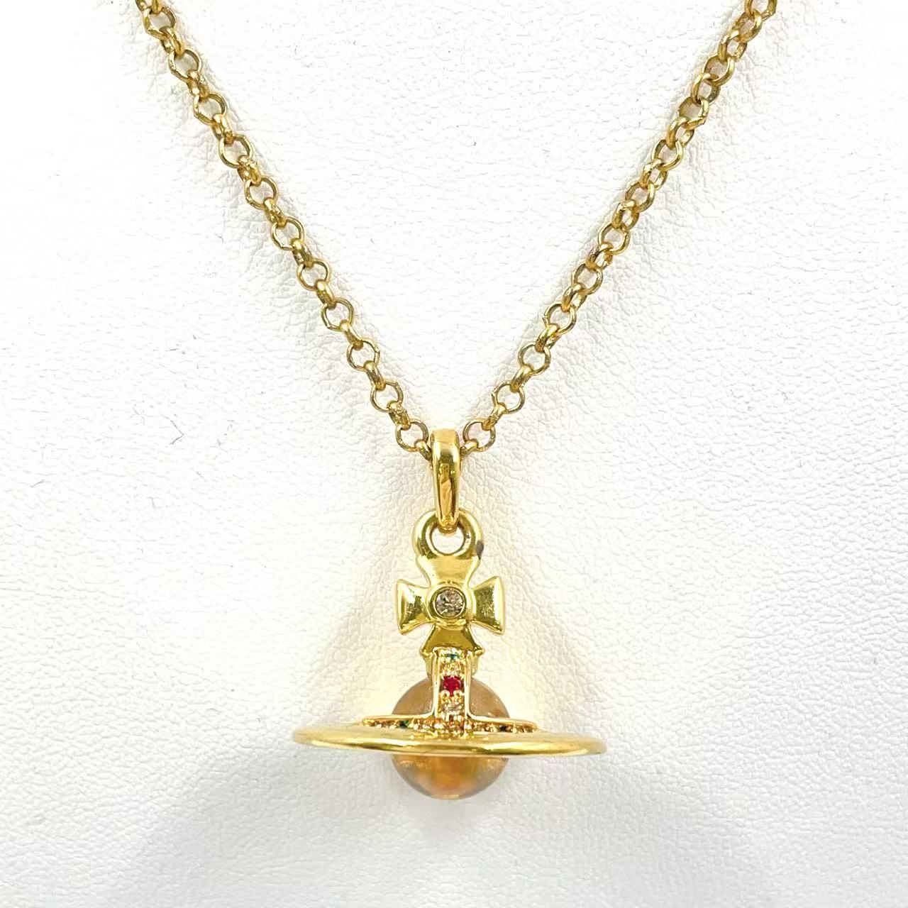 【美品】ヴィヴィアンウエストウッド　タイニーオーブネックレス　ゴールド　GP Vivienne Westwood タイニーオーブ カラーストーン GP ゴールド