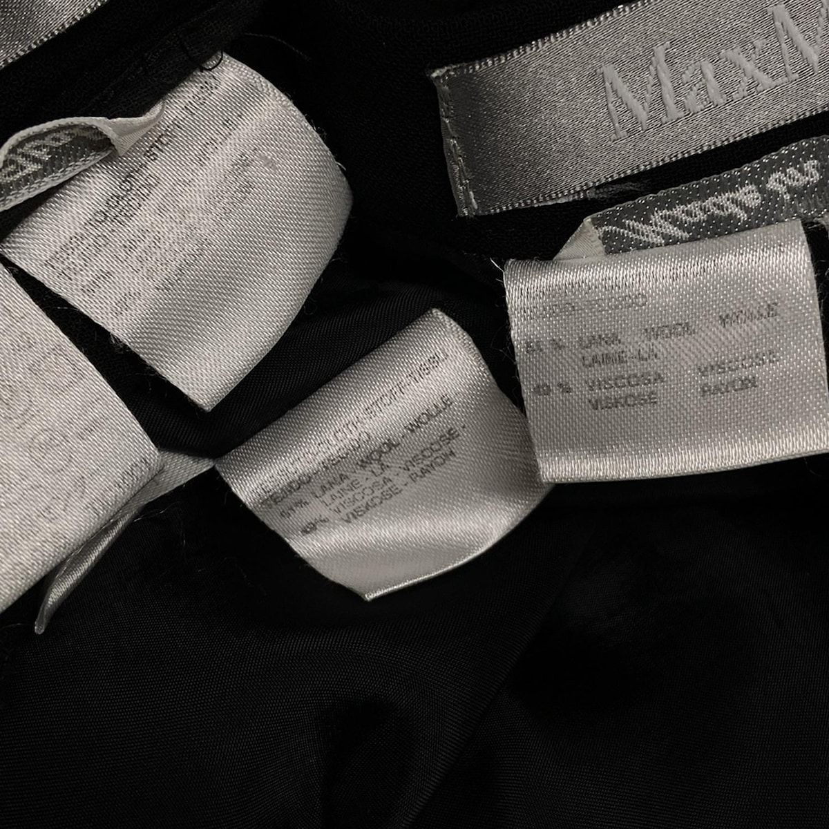 【MaxMara】スカートスーツ・送料込み Max Mara(マックスマーラ) スカートスーツ レディース - 黒