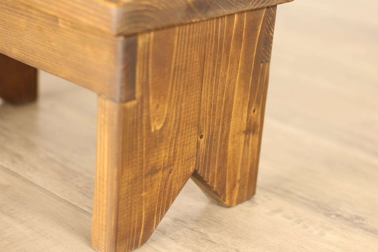 踏み台 オリーブ スツール 花台 MARWIL-DEMENAGEMENTS_CH