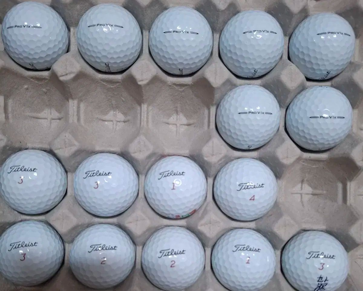 A グレード Titleist タイトリスト PROV1 V1X ロストボール ゴルフボール 21 スポーン