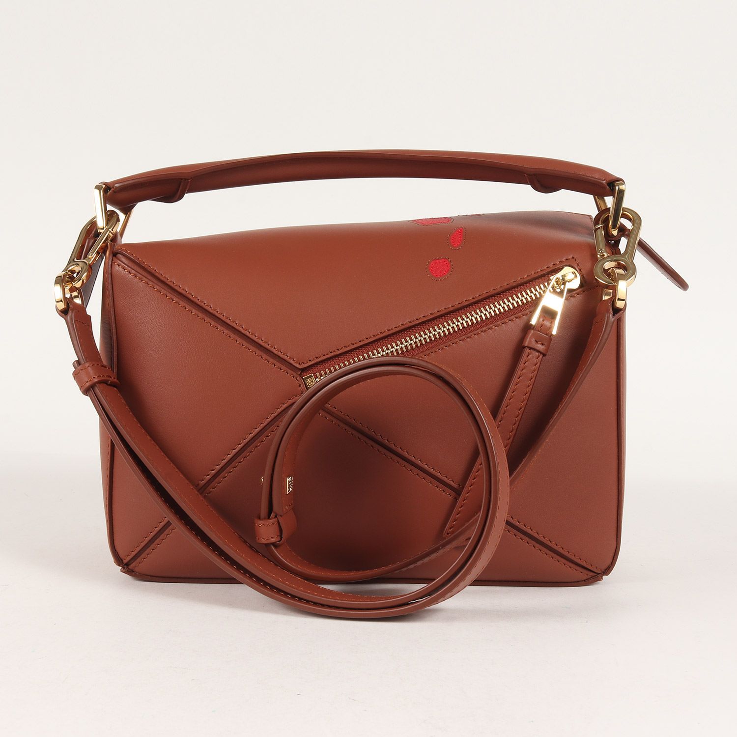 ロエベLOEWE ハウルの動く城カルシファー黒ミニパズルバッグ