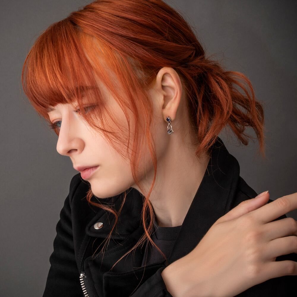 渚ドロップピアス