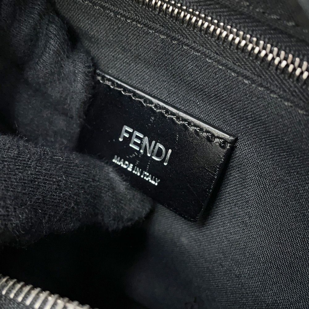 FENDI ボディバッグ ボディーバッグ ブラック フェンディ ボディバッグ