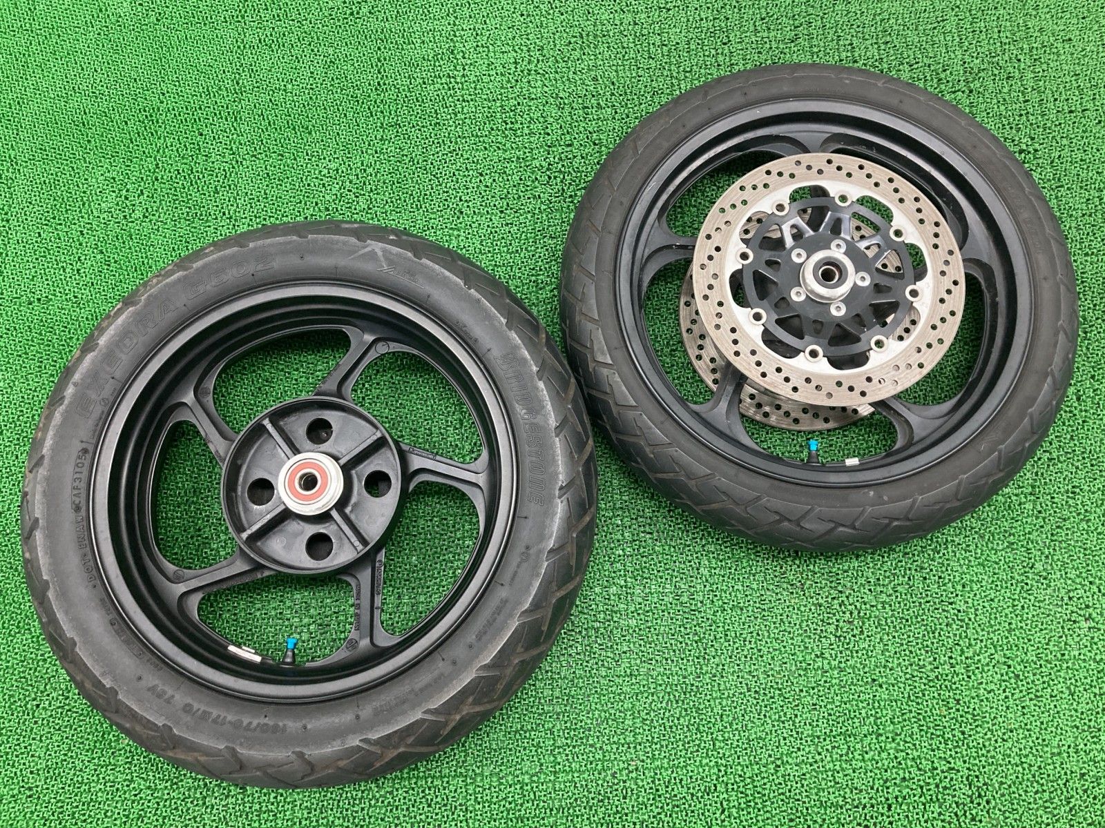 ゼファー1100 純正ホイール セット