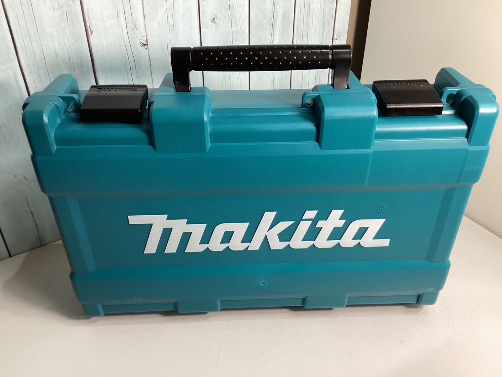 makita