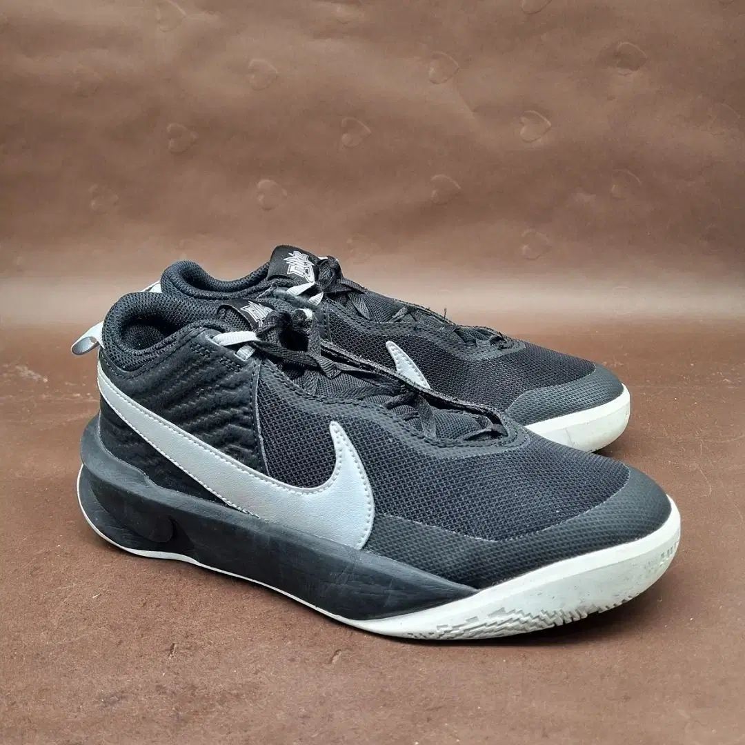 NIKE ナイキ ティム ハッスル 10 バスケットシューズ 240