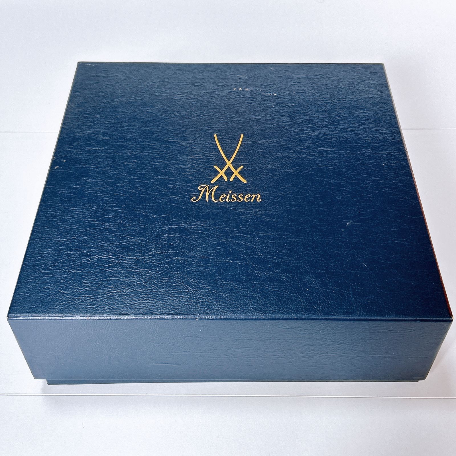 ホワイトレリーフ