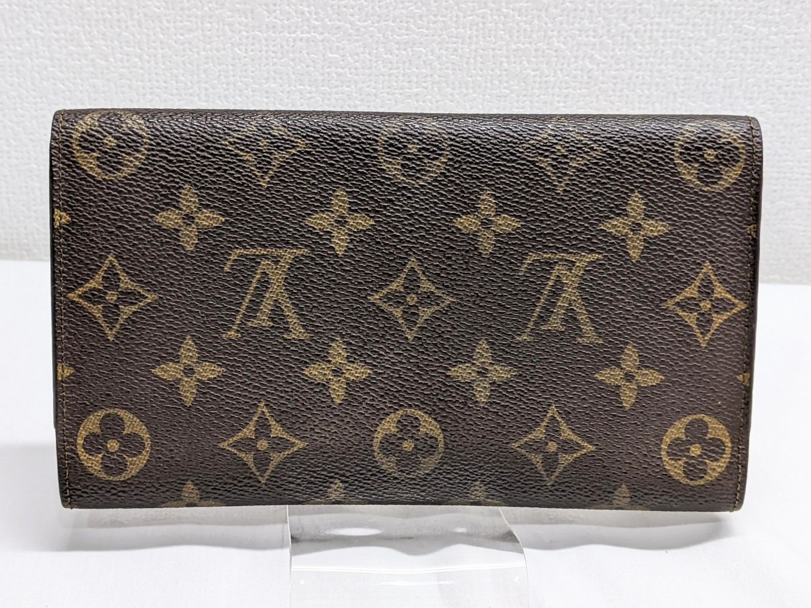 LV Louis Vuitton ルイヴィトン ポルトトレゾール・インターナショナル