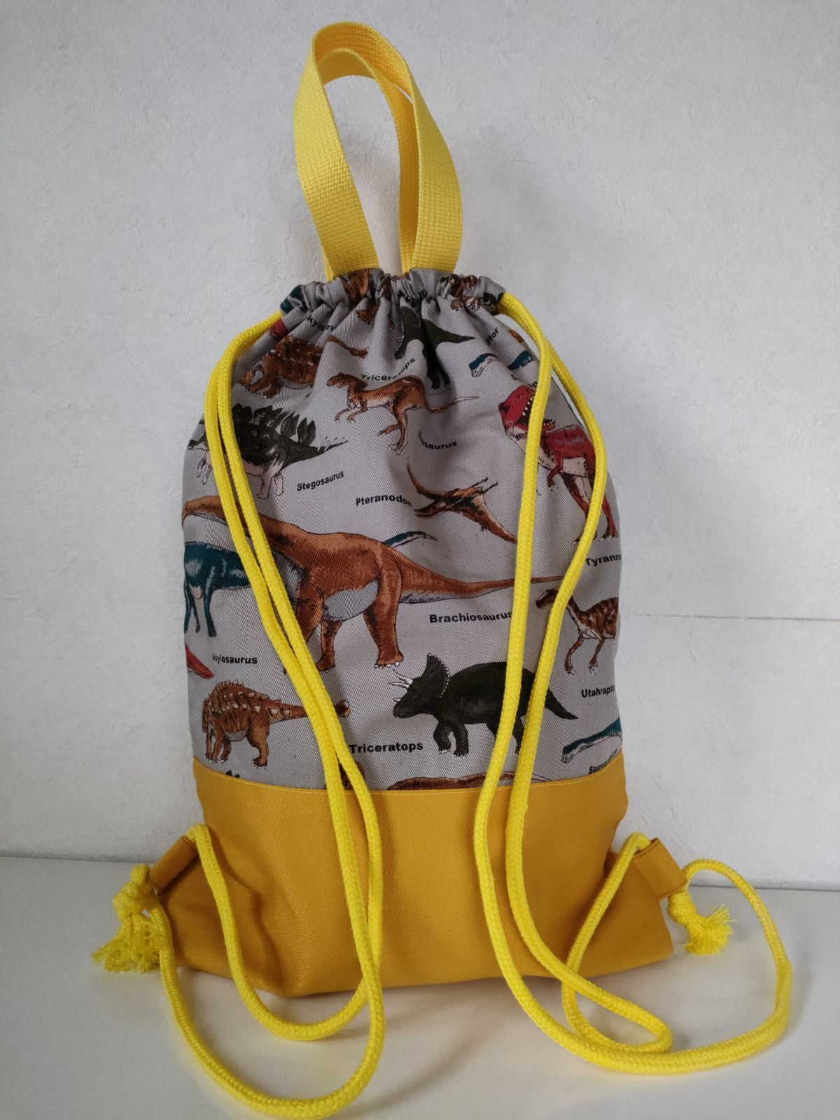 専用✳︎ハンドメイド✳︎巾着 恐竜柄 アイボリー 巾着 コップ袋などに