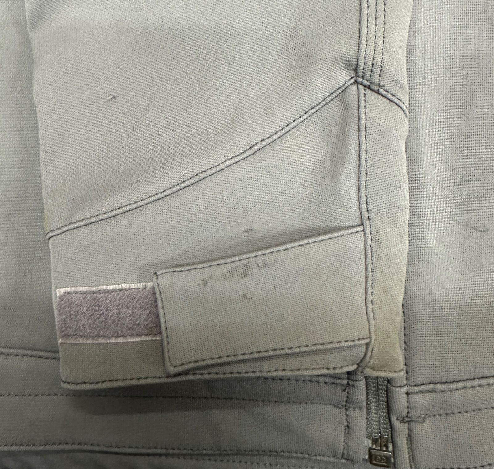 carhartt カーハート ナイロンジャケット フルジップ ポイントロゴ 
