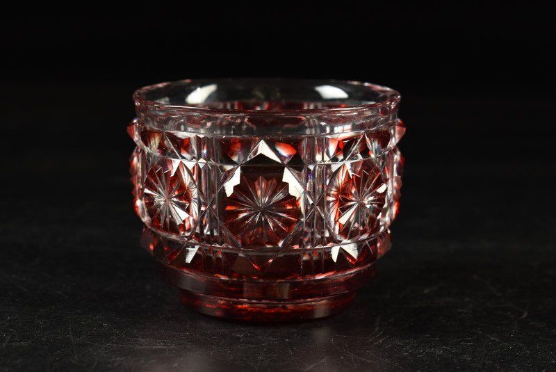 蔵A3500b 尚古集成館監修 薩摩ガラス工芸 復元薩摩切子 色被せガラス切子猪口 共箱共布