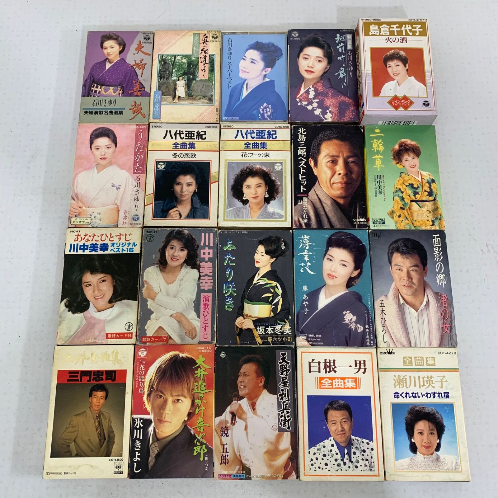 カラオケカセットテープ83本セット