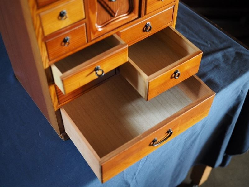 木製22杯引き出しの現代版薬箪笥