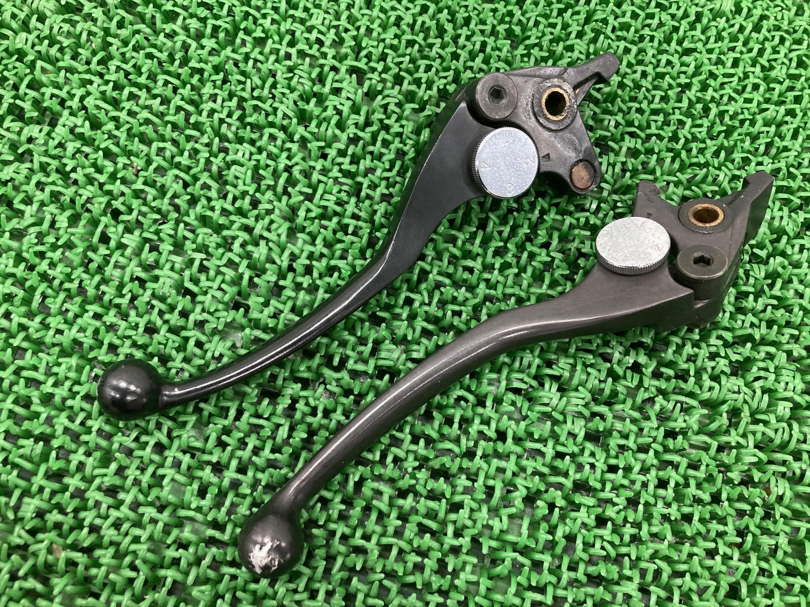 GPZ900R レバー 左右 カワサキ 純正 中古 バイク 部品 ZX900A Ninja ブレーキレバー クラッチレバー 修復素材に 曲がり無し 車検 Genuine