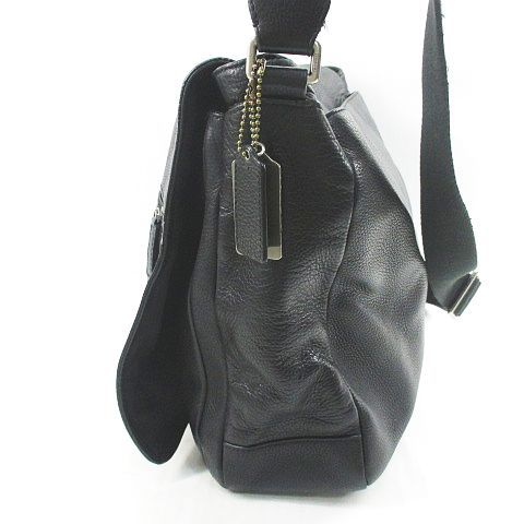 美品　COACH コーチ　ショルダーバッグ　メッセンジャー　レザー　ブラック 美品 コーチ COACH ショルダーバッグ メッセンジャー ブラック