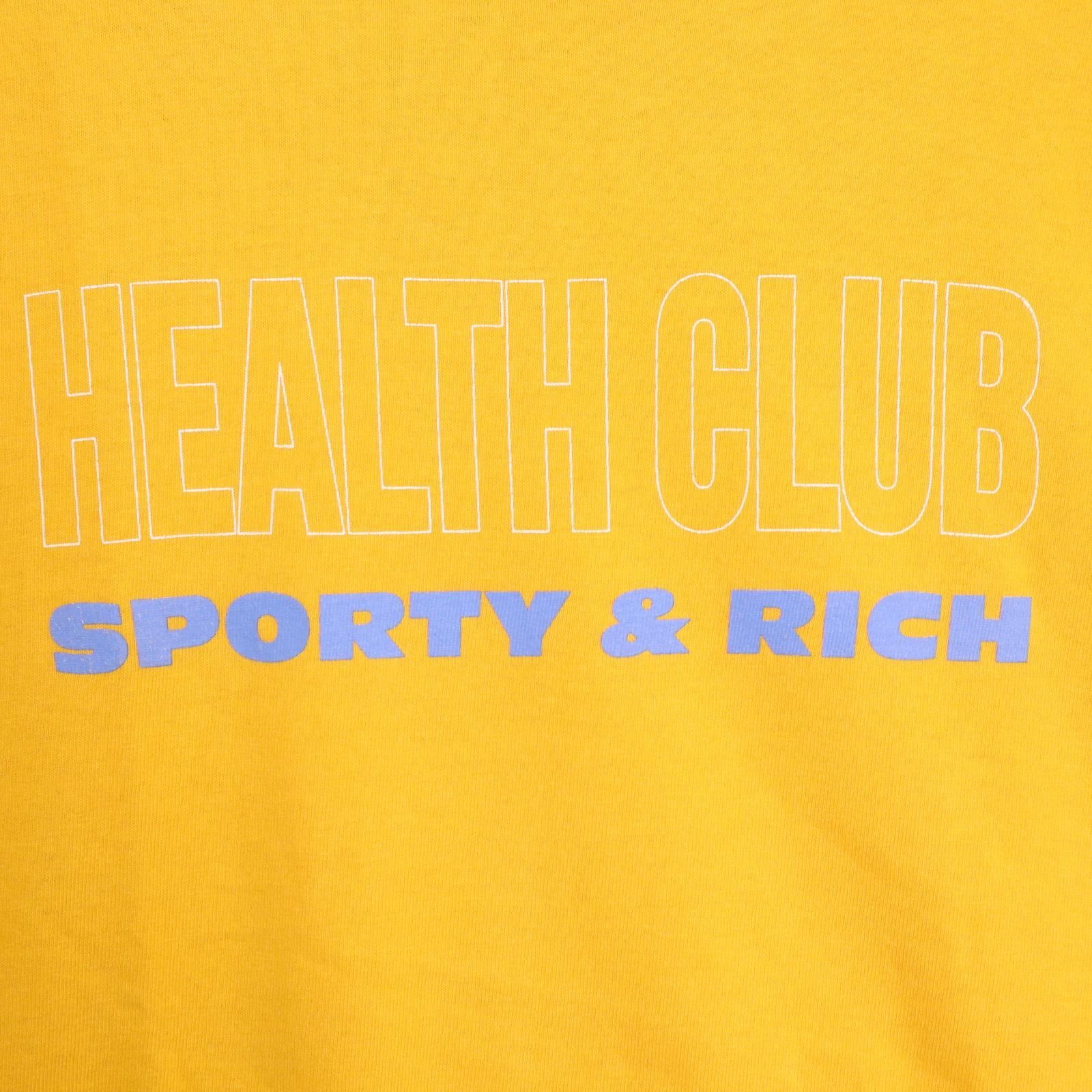 sporty & rich / HEALTH CLUB TEE スポーティー＆リッチ ロゴプリント クルーネック Tシャツ 半袖 カットソー 表記サイズL　【2406】