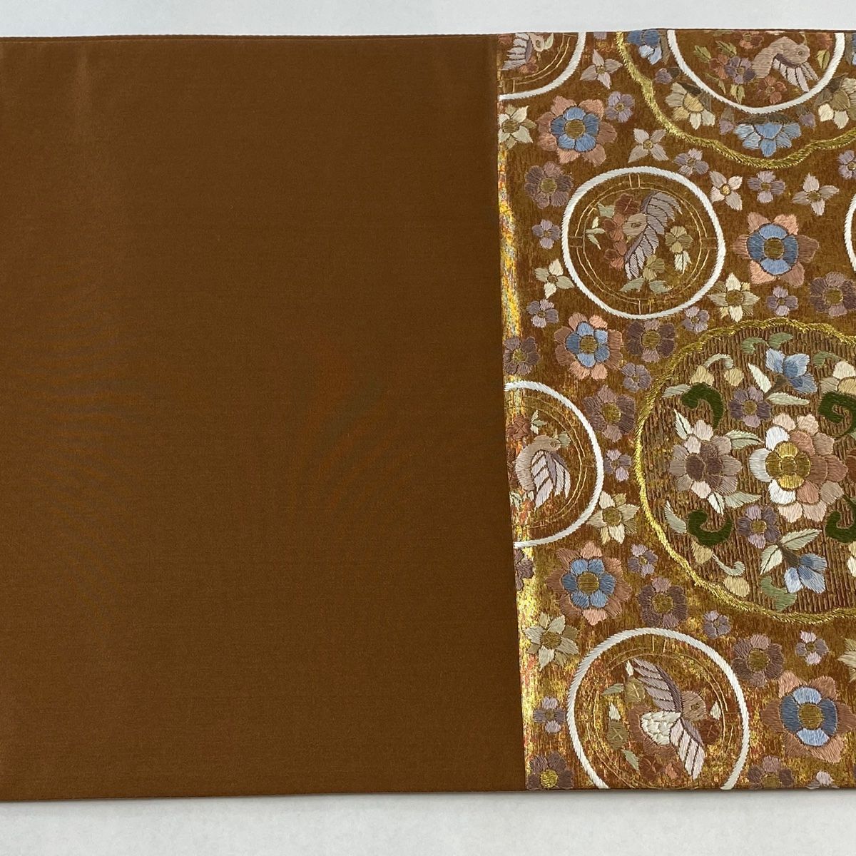袋帯 美品 逸品 華文 花鳥 刺繍 箔 金色 六通 正絹 【中古