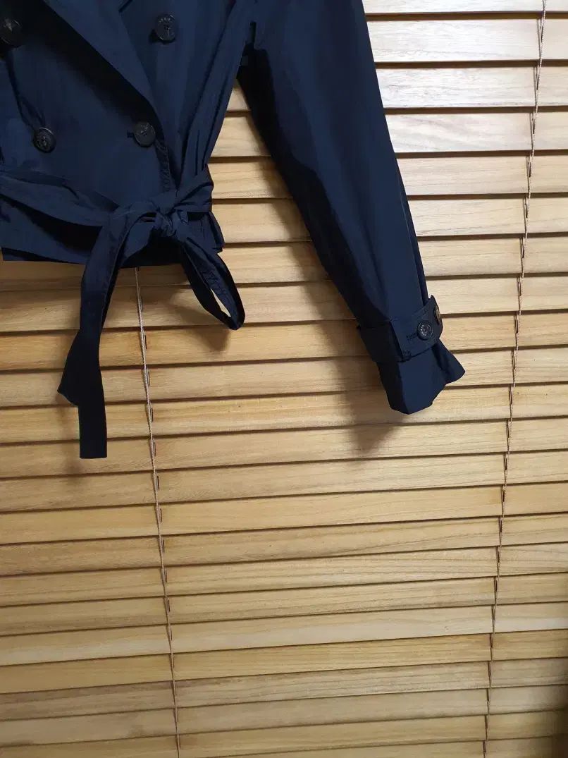 sandro ショートトレンチ