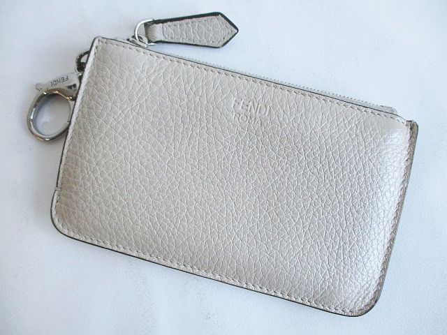 フェンディ カードケース ピーカブー キーケース レザー 8AP161 FENDI