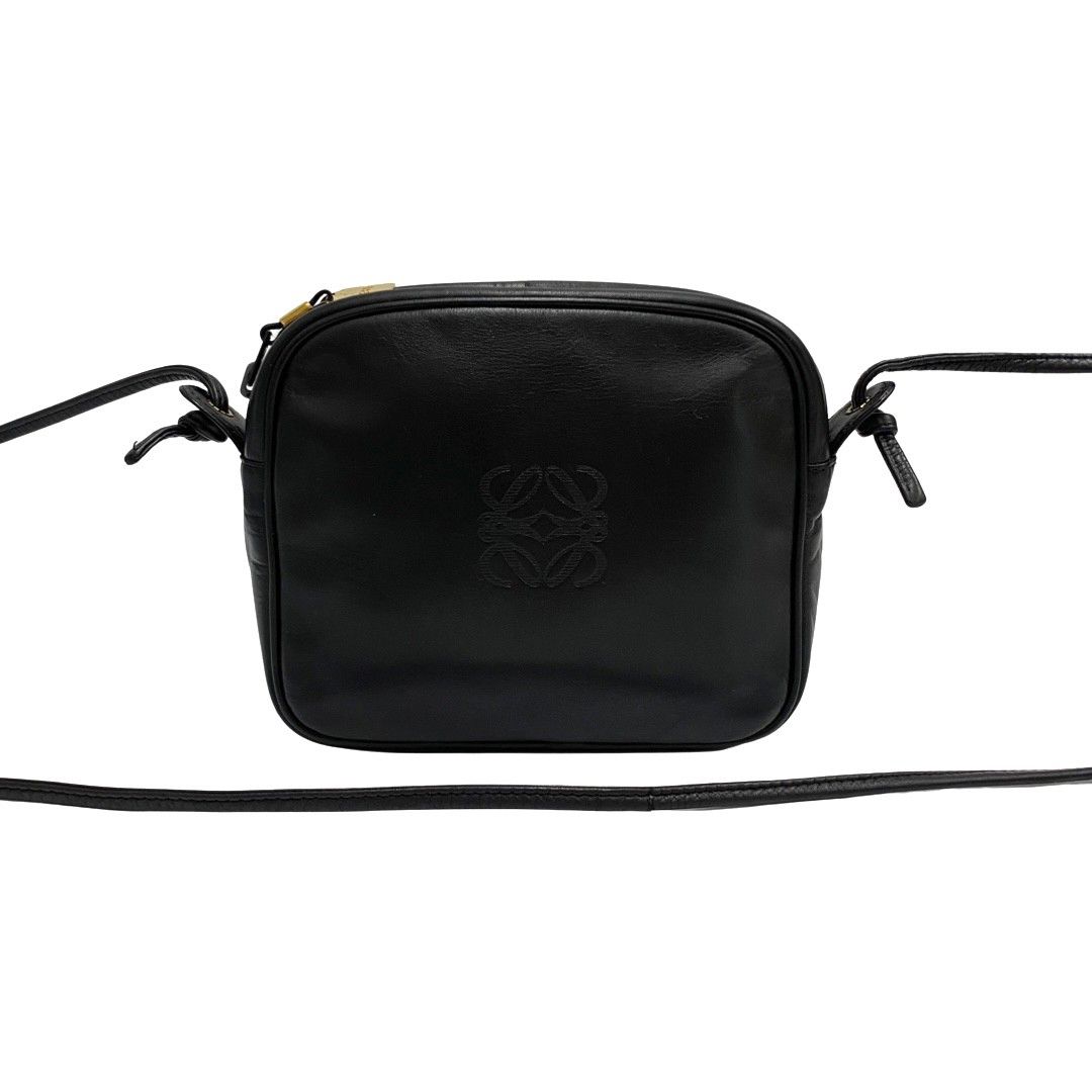 美品 LOEWE ロエベ ショルダーバッグ アナグラム ロゴ型押し