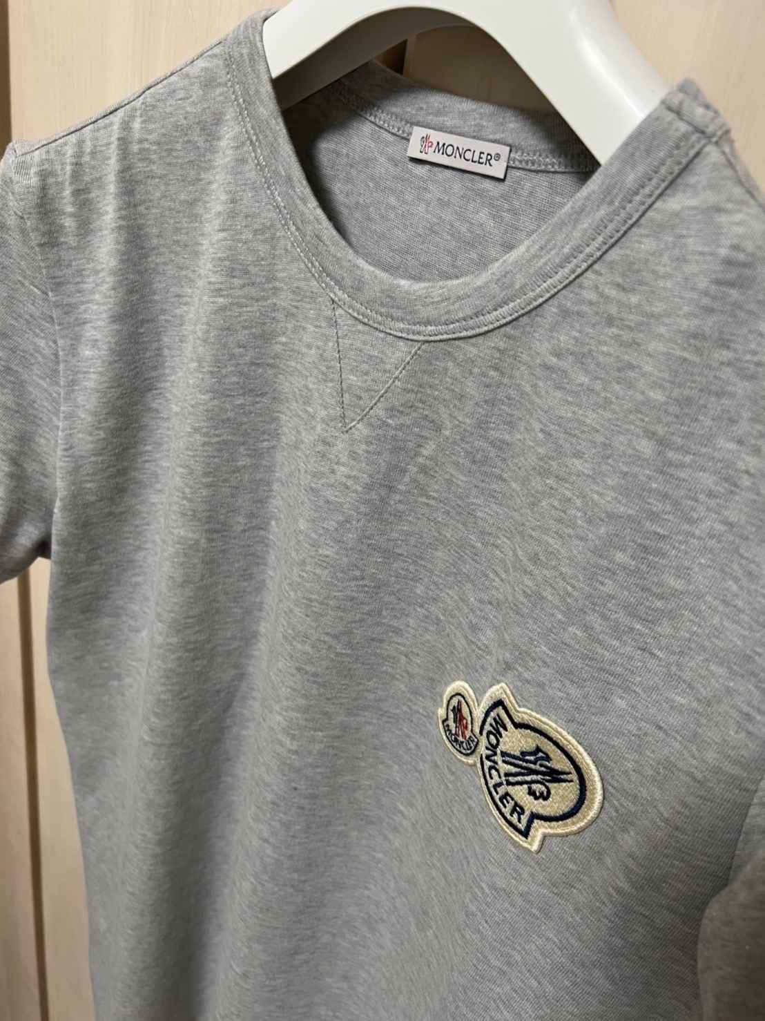 Tシャツ/カットソー(半袖/袖なし)MONCLER ダブルワッペンロゴ Tシャツ