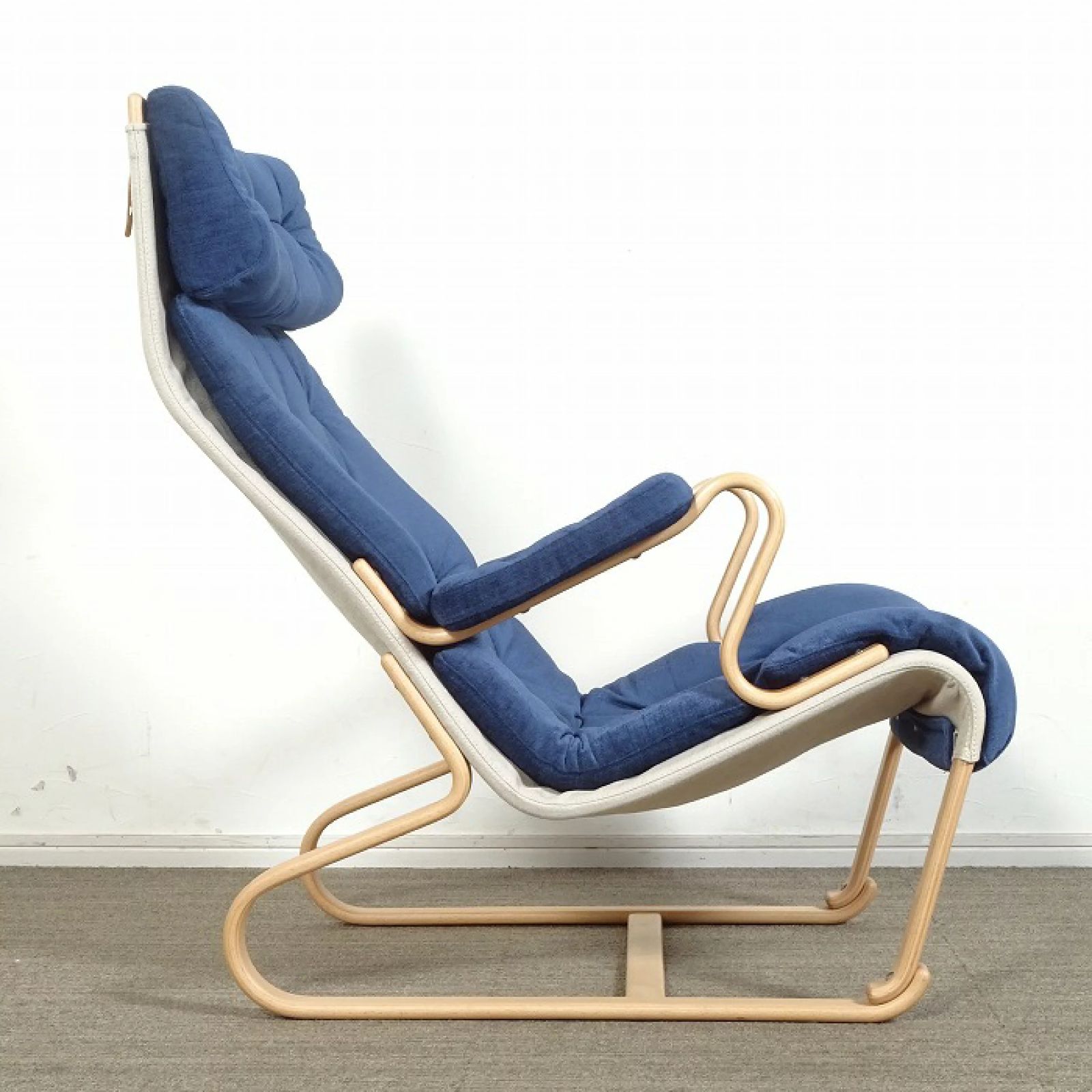 NEIGHBORHOOD SRL FOLDING STOOL-L . PP Neighborhood SRL Folding